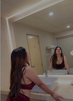 Khushi - escort in Pune Photo 1 of 11