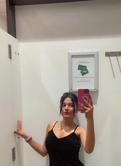 Khushi - escort in Pune Photo 5 of 8