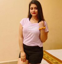 Khushi Sharma - puta in Kozhikode
