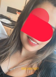 🥂Rohini Video Calll & Meet for Fun 🥂 - puta in Bangalore Photo 1 of 6