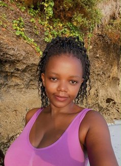 Ki Anya - companion in Ukunda Photo 1 of 4