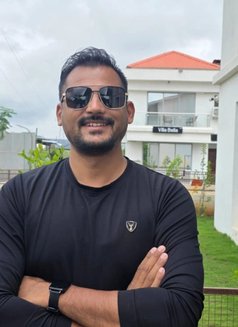 Kian Gupta - Male escort in Indore Photo 1 of 4