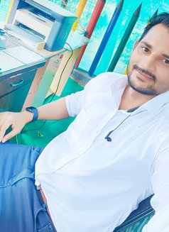Kian Gupta - Male escort in Indore Photo 3 of 4