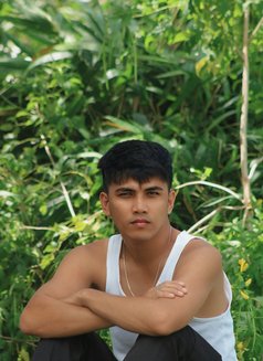 Kian Jeff - Male escort in Hong Kong Photo 14 of 14