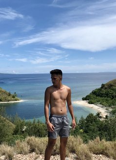 Kian Jeff - Male escort in Hong Kong Photo 5 of 14