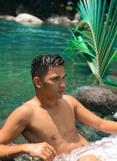 Kian Jeff - Male escort in Hong Kong Photo 13 of 14