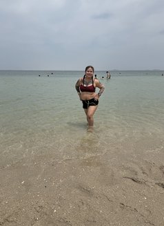 Kiana 56 - puta in Dubai Photo 10 of 10