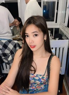 Japanese Gf just arrived - escort in Singapore Photo 1 of 8