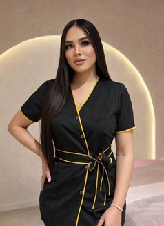 Kiana bottom - Transsexual escort in Abu Dhabi Photo 1 of 3