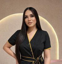 Kiana - Transsexual escort in Abu Dhabi