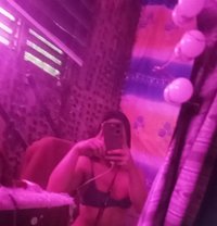 Kiana - Transsexual escort in Makati City