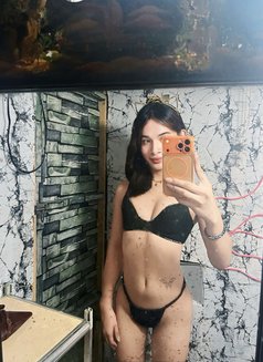 Kianna Cruz - Transsexual escort in Manila Photo 4 of 4