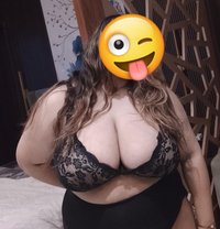 Kiara - escort in New Delhi