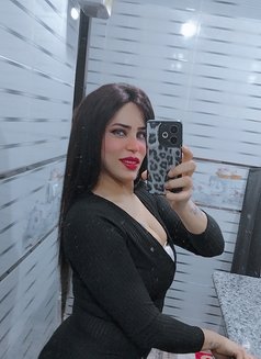 Kiara - Transsexual escort in Cairo Photo 4 of 8