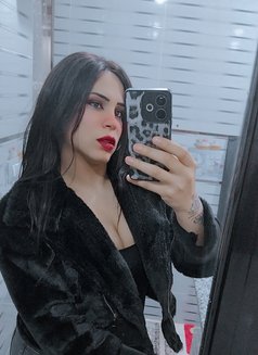 Kiara - Transsexual escort in Cairo Photo 6 of 8