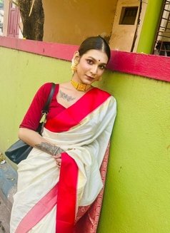 Kiara Escorts Here. New Shemale - Acompañantes transexual in Kolkata Photo 5 of 12