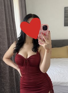 Kiara - escort in Gurgaon Photo 2 of 4