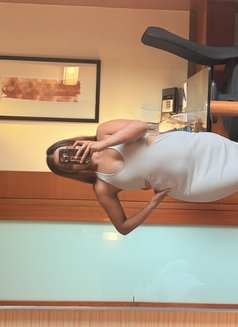 Kiara - escort in Hong Kong Photo 6 of 8