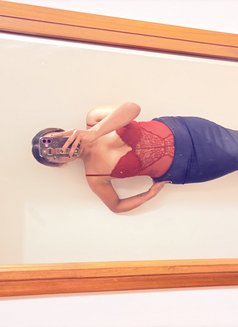 Kiara - escort in Hong Kong Photo 8 of 8