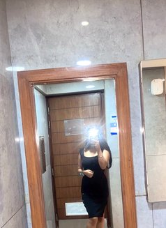 Kiara - escort in Mumbai Photo 3 of 4