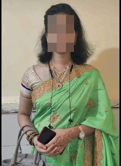 Kiara - escort in Mumbai Photo 1 of 1