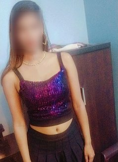 Kiara - adult performer in New Delhi Photo 1 of 4