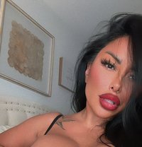 Kiara Mia Xxx - puta in Barcelona