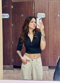 KIARA REAL MEET & CAM - Acompañantes transexual in Kolkata Photo 25 of 28