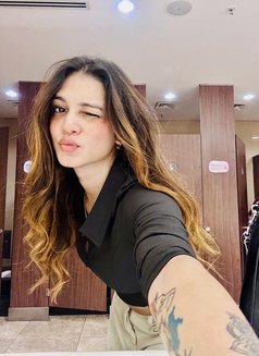 KIARA REAL MEET & CAM - Acompañantes transexual in Kolkata Photo 26 of 28