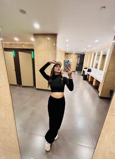 KIARA REAL MEET & CAM - Acompañantes transexual in Kolkata Photo 27 of 28