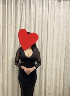 Kiara Sharma - escort in Mumbai Photo 1 of 1