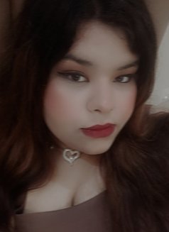 Kiara - escort in New Delhi Photo 7 of 7