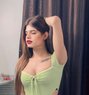 Kiaraa - Transsexual escort in Noida Photo 9 of 14