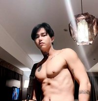 Kieferrr X - Male escort in Manila