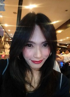 Kieky - masseuse in Dubai Photo 1 of 5