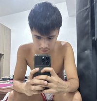 Kienzo - Acompañantes masculino in Manila