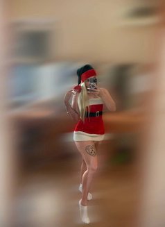 Kiera - escort in Dubai Photo 9 of 9