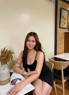 Kieshababe - puta in Makati City Photo 2 of 6