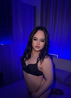 Kiki both from thailand 🇹🇭 - Acompañantes transexual in Al Manama Photo 3 of 8