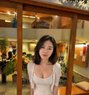 Sarah - escort in Shenzhen Photo 2 of 4