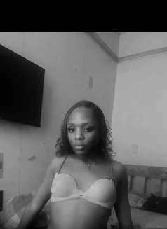 Kiki - Transsexual escort in Nairobi Photo 3 of 8