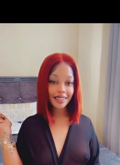 Shanny - escort in Nairobi Photo 2 of 8