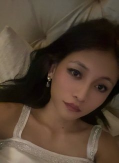 Kiki - Acompañantes transexual in New Delhi Photo 3 of 4