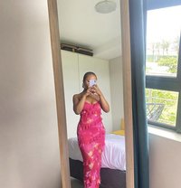 Kiki - escort in Madinah