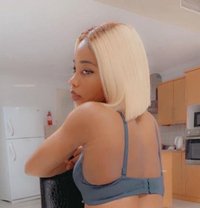 Kiki - masseuse in Al Sohar