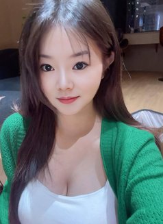 Kiki - escort agency in Hong Kong Photo 1 of 3