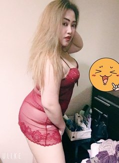 Kiki - escort in Dubai Photo 3 of 5