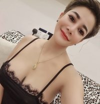 Kiki Vip - puta in Riyadh