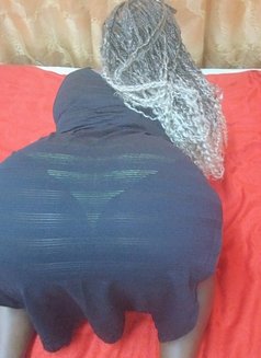 Kikielicious - puta in Nairobi Photo 3 of 3