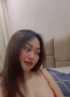 Kikik Sucking Good - puta in Bangkok Photo 2 of 24